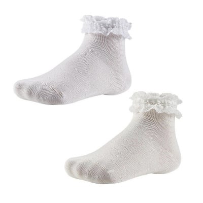 Къси бели чорапи с дантелка
