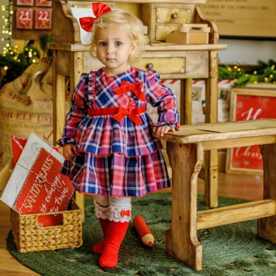 Рокля каре с панделка