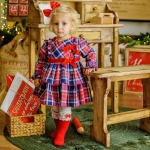 Рокля каре с панделка