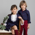 Риза в тъмно синьо